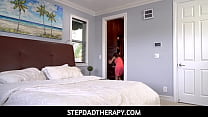 StepdadTherapy - Padrasto amarra jovem enteada (Gabriella Lopez)