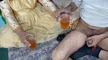 भारतीय नव विवाहित दुल्हन गुदा स्वस्थ रस के बाद स्मार्ट डिल्डो के साथ गड़बड़ कर दिया