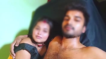 Garota Punjabi gostosa primeira vez sexo anal com creampie