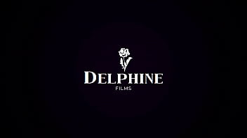 Delphine Films - красотка Laney Grey принимает грубую долбежку во время засухи