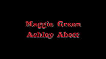 Ashley Abott enseigne à Maggie Green le sexe lesbien