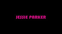 Jessie Parker fa una perdita di figa su tutto il cazzo del fratellastro