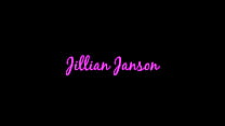Jillian Janson genießt es, penetriert und beladen zu werden
