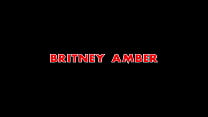 Britney Amber prend une grosse bite crue