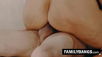 FamilyBangs.com ⭐ Geschiedene Cougar versucht, den Jungen ihrer besten Freundin, Syren De Mer, Tyler Nixon, zu ficken