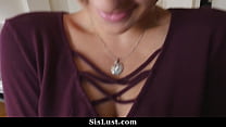 Stepsis Takes Her Cloths Off and Gets Sexual with He Innocent Stepbro - Sislust