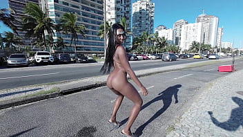 Mambo's Carnaval 2024 Brasilien – Sexy Mädchen läuft fast nackt auf der Straße und fickt dann auf einer Orgieparty (Reverse Gangbang 1on4, Anal, ATOGM, ATM, Gapes, Prolaps) OB258
