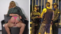 Sexy Latina-Polizistin wird aufgegabelt und hat Analsex